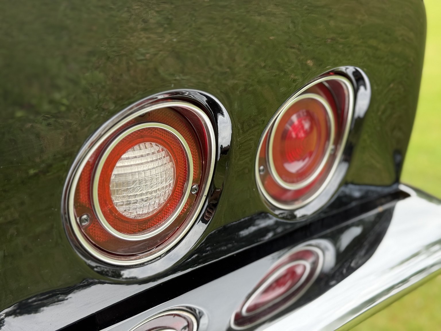 Exterior image of 1973 Chevrolet Corvette Stingray