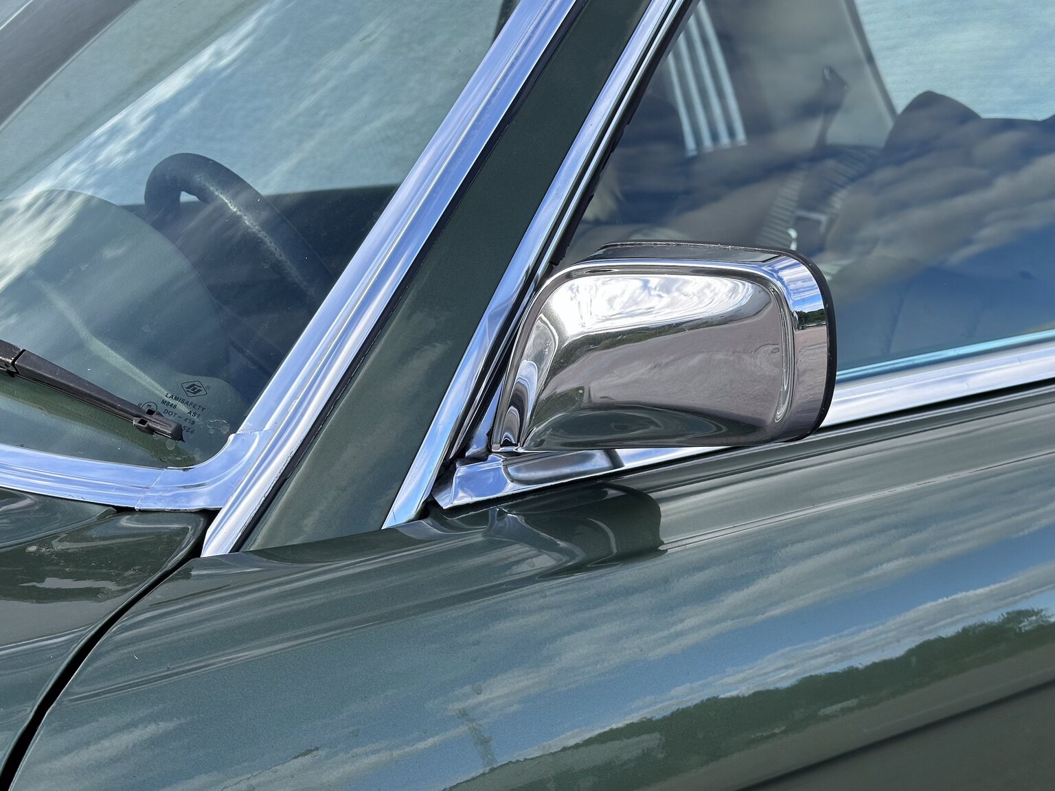 Exterior image of 1974 Mercedes Benz 450 SLC