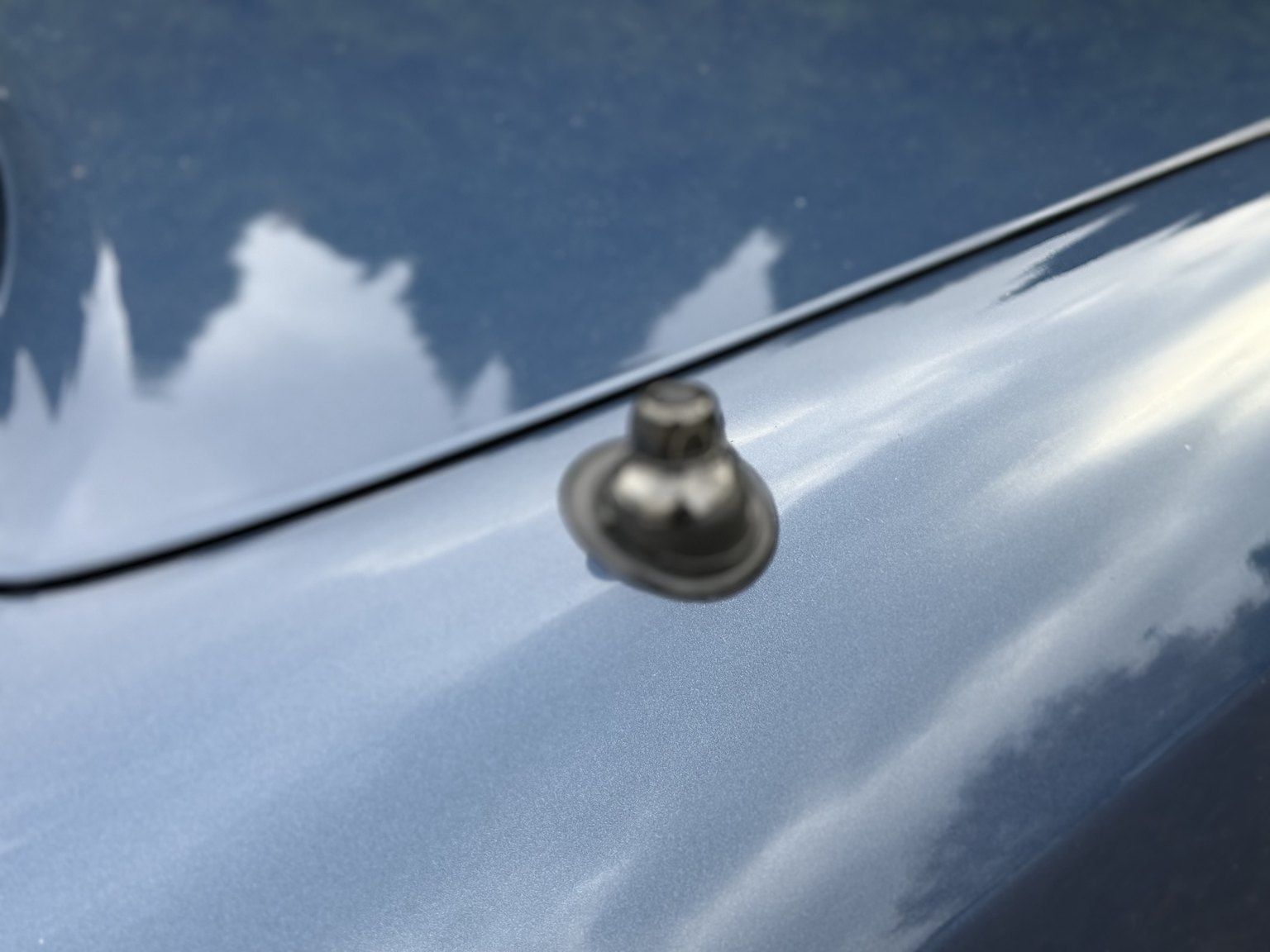 Exteriörbild på 1987 Mercedes-Benz 300 SE