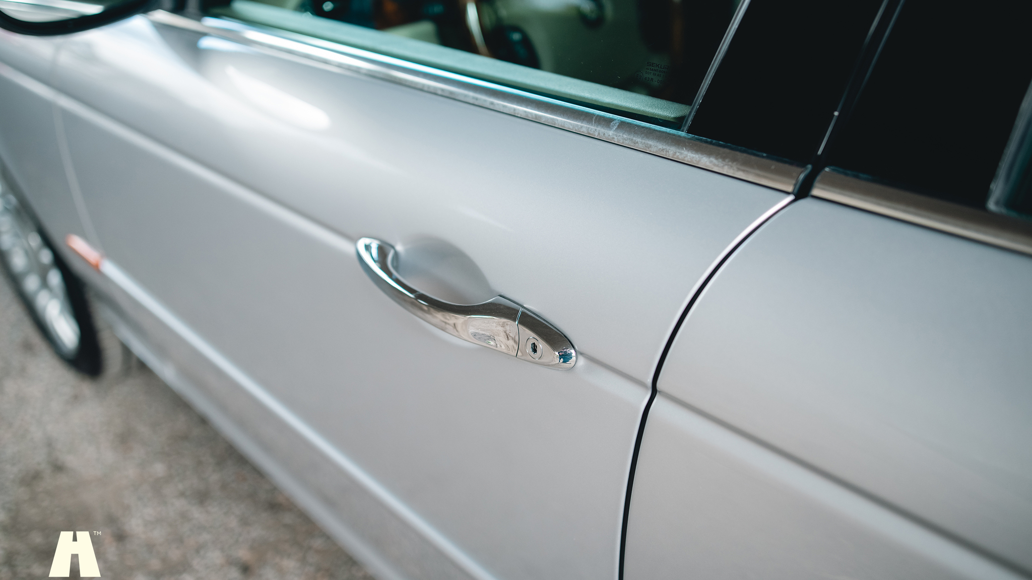Exteriörbild på 2003 Jaguar XJ Super V8