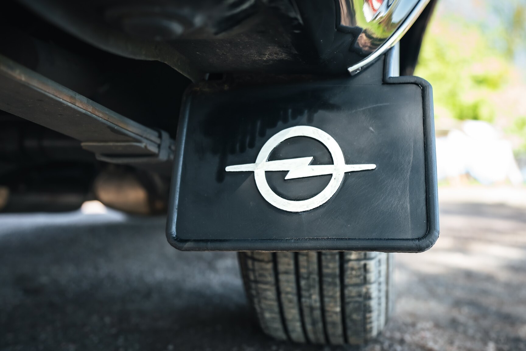 Exteriörbild på 1966 Opel Diplomat Coupé 5.4