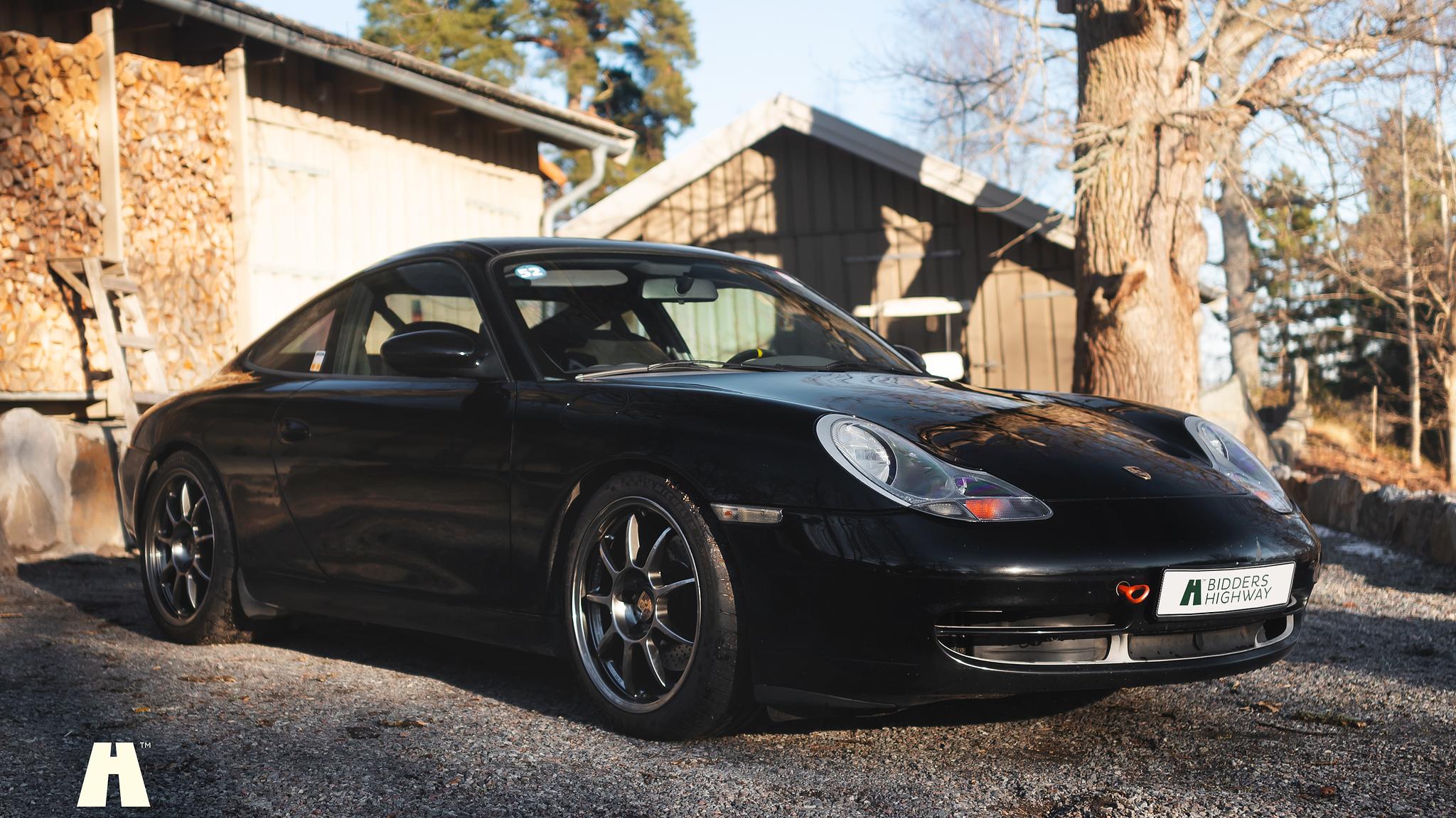 Aussenfoto 1998 Porsche 996 Carrera 2 “Clubsport”