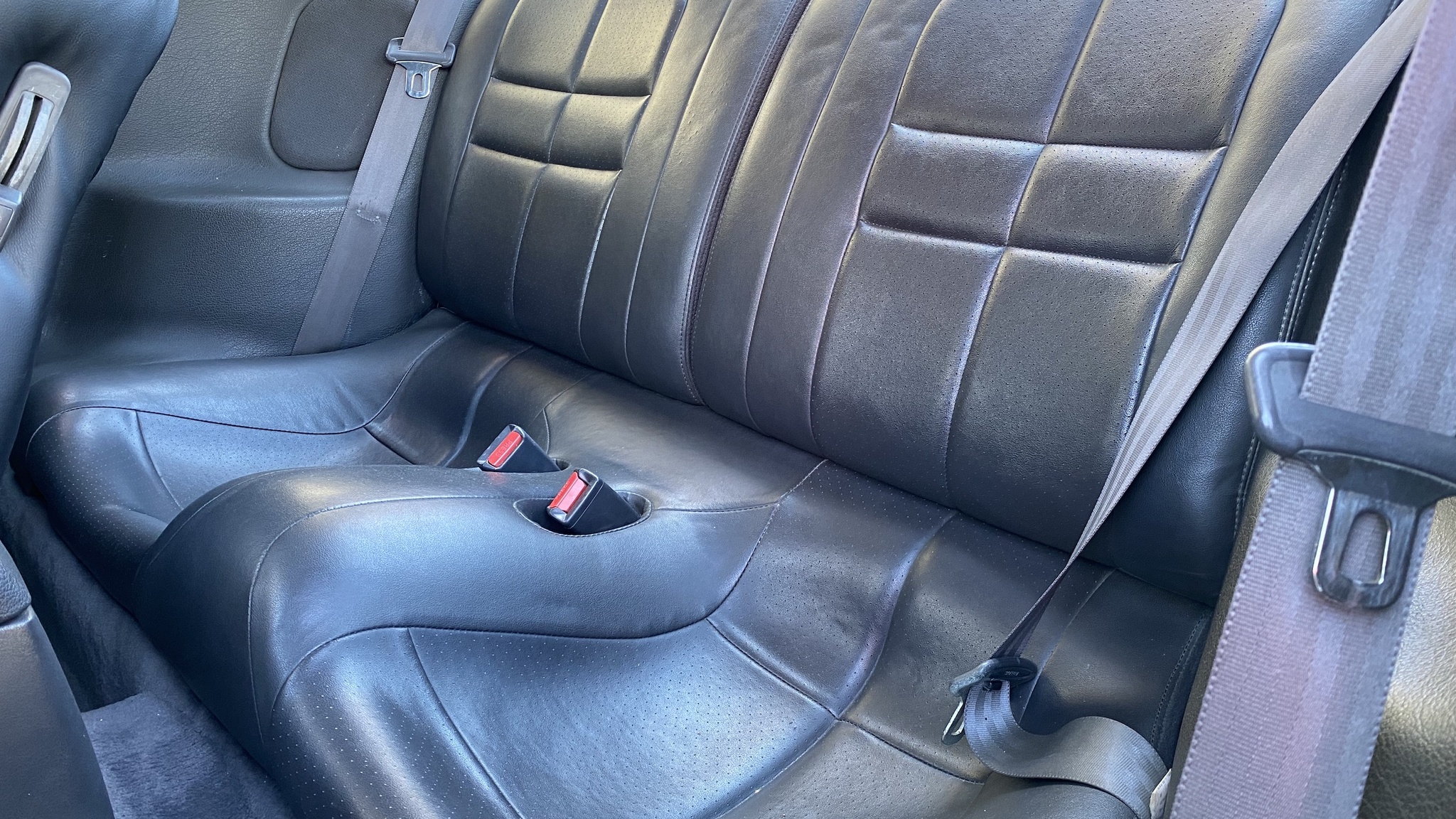 Interior image of 1992 Dodge Stealth (9)