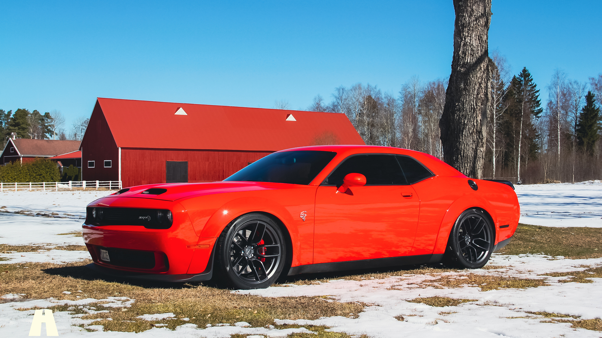 Exterior image of 2019 Dodge Challenger Hellcat (6)
