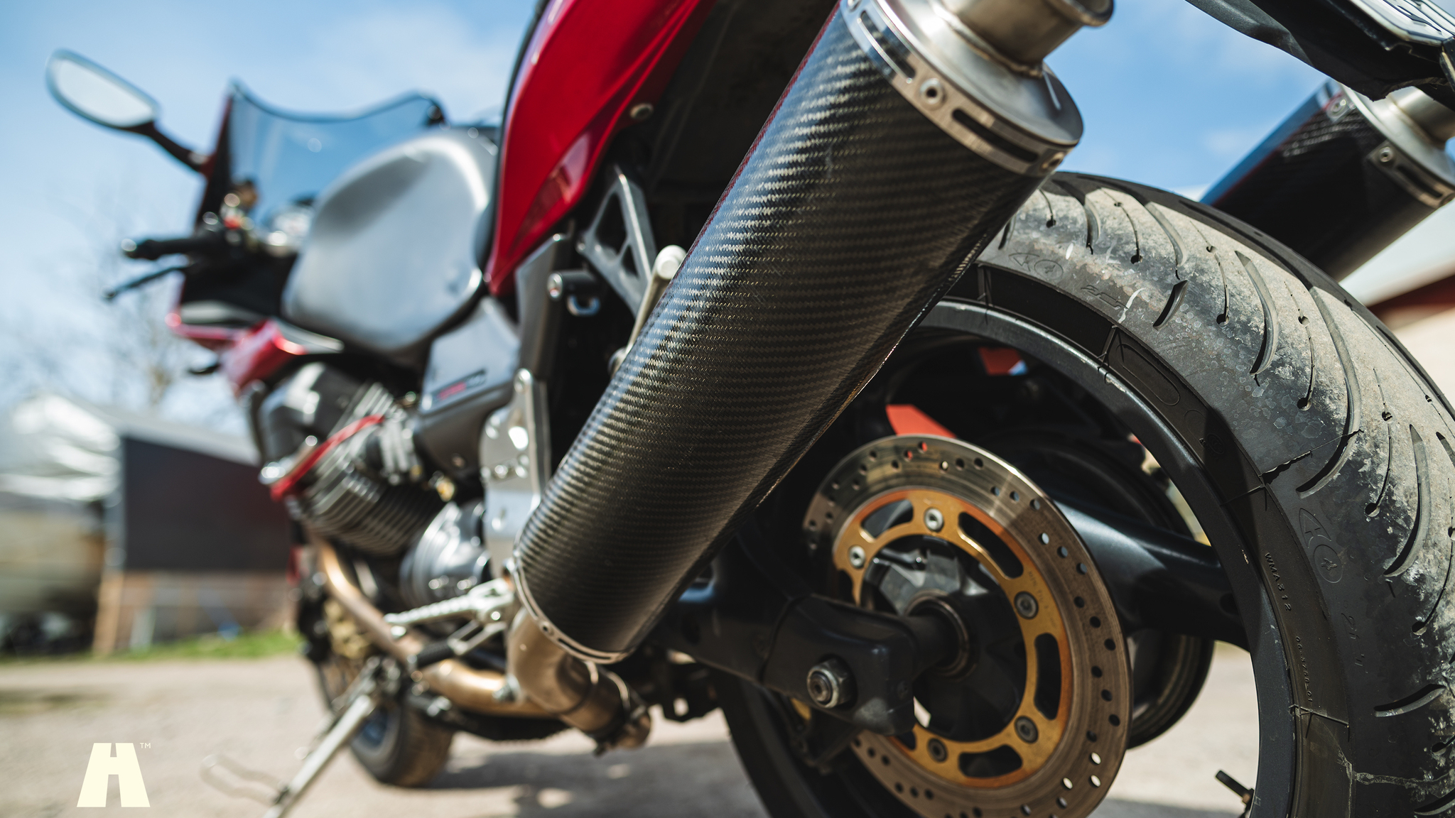 Image of 2002 Moto Guzzi V11 Le Mans (46) mechanics