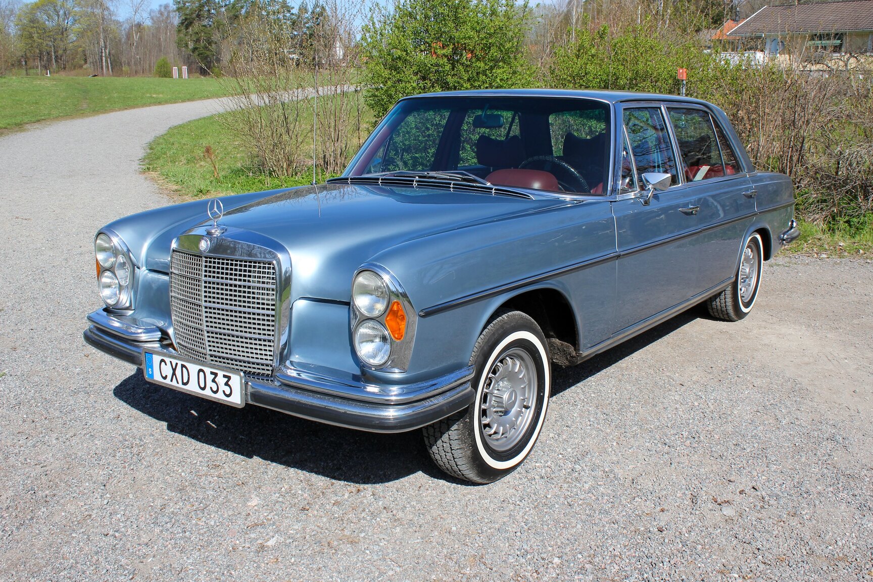 Exteriörbild på 1972 Mercedes-Benz 300 SEL 3.5