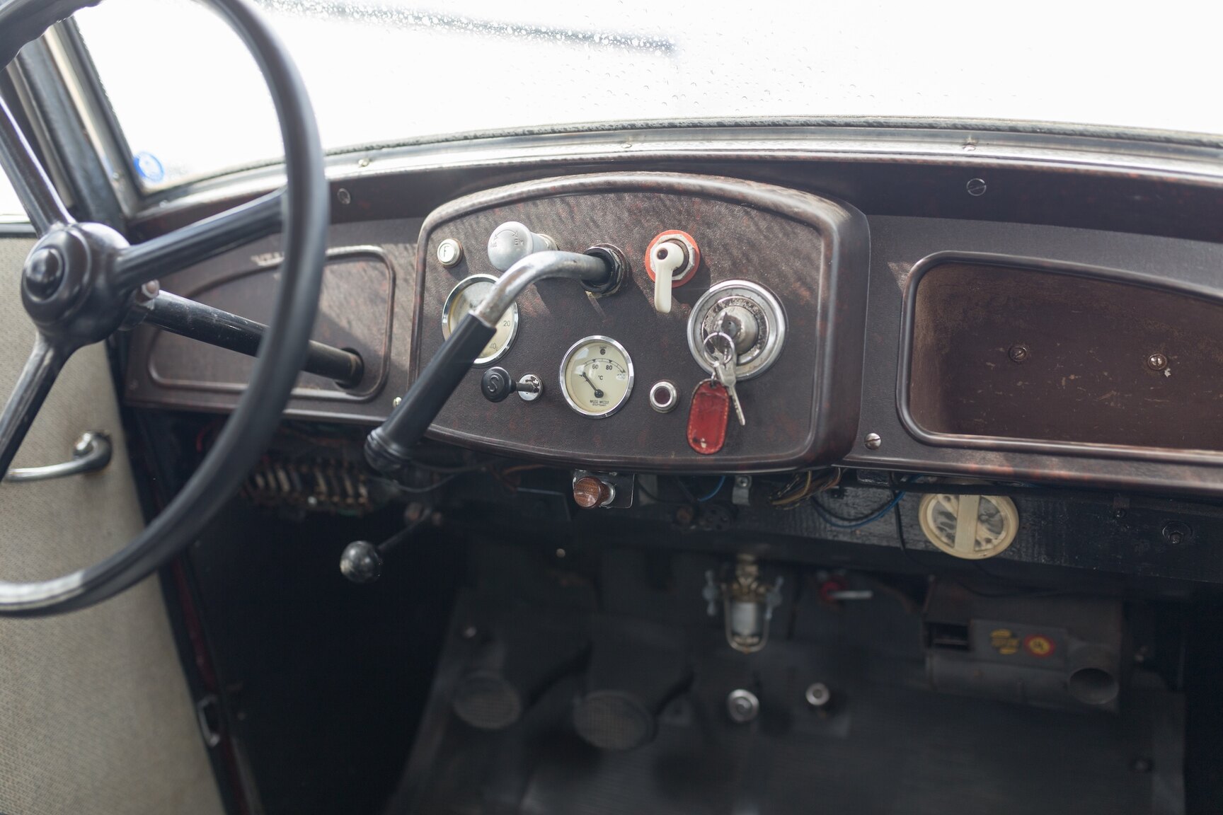 Innenraumfoto von 1939 DKW Favorit Sedan
