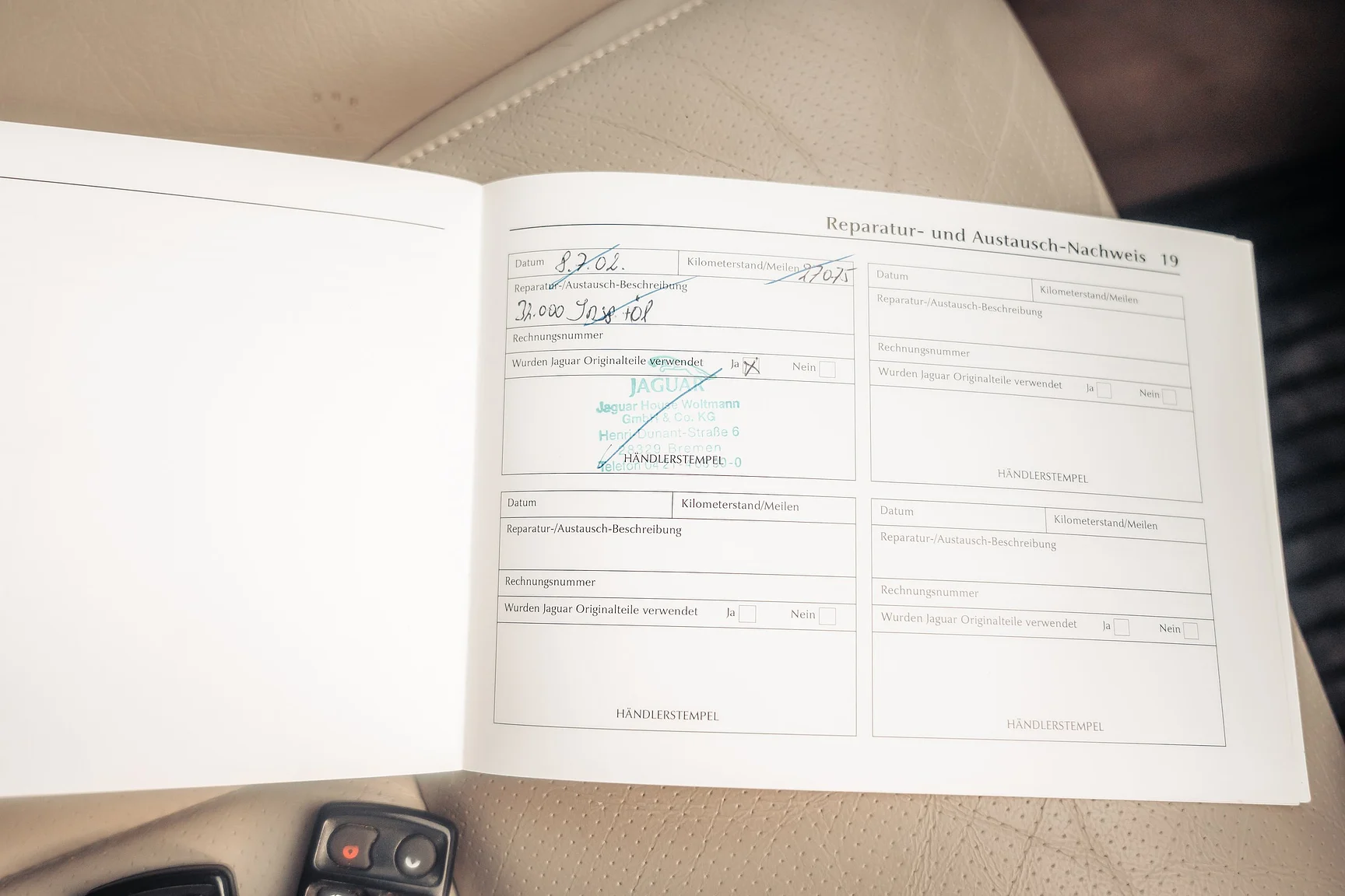 Dokumentation, 2001 Jaguar  Xj 4,0 Sovereign (4)