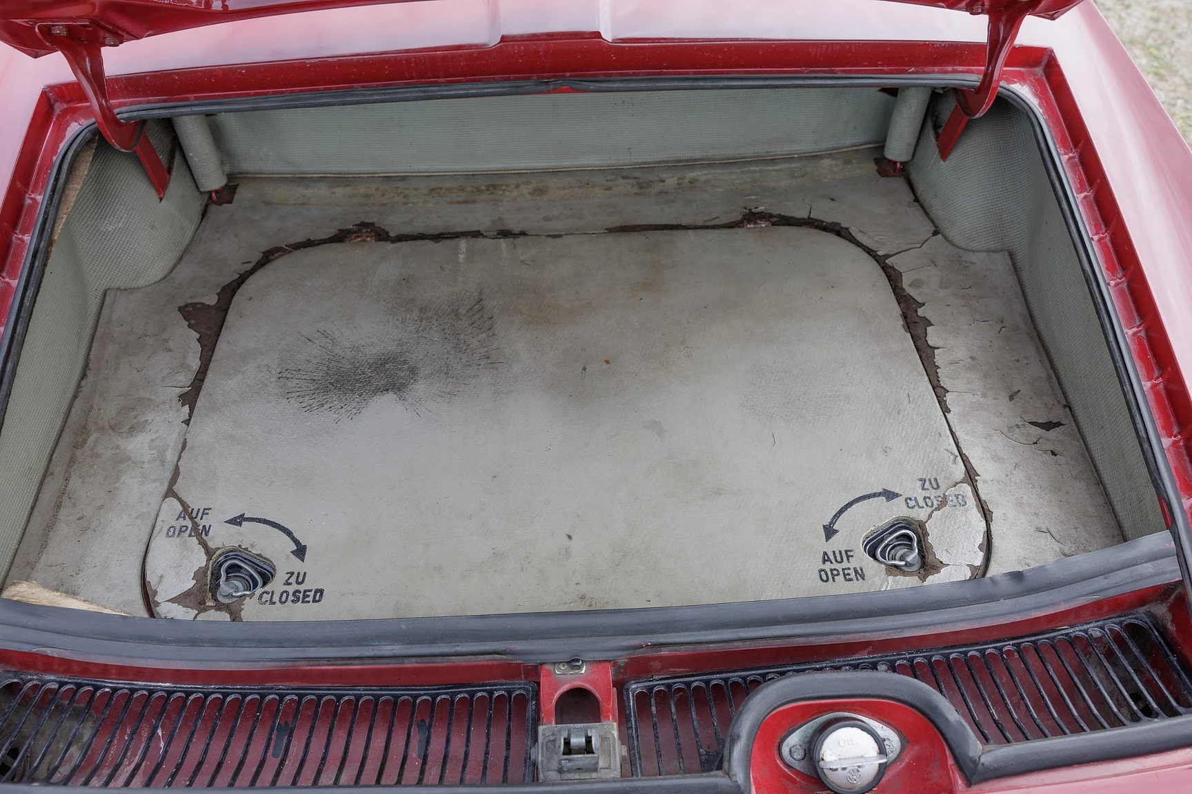 Image of 1968 Volkswagen Typ 34 1600 L Karmann-Ghia mechanics (24)