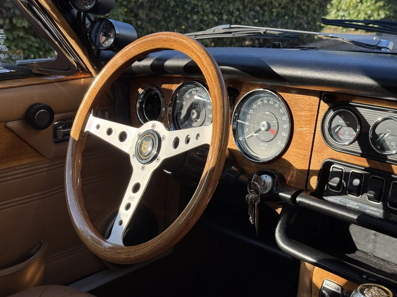 Interiörbild 1970 Jaguar XJ12 Performance (68)