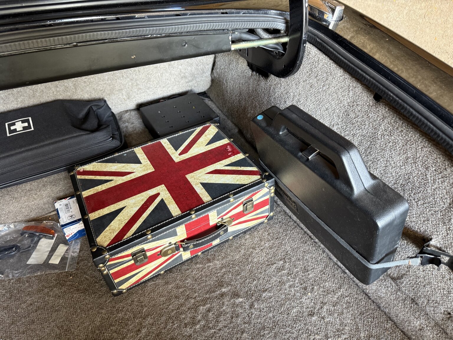 Interior image of 1990 Jaguar Daimler Double six