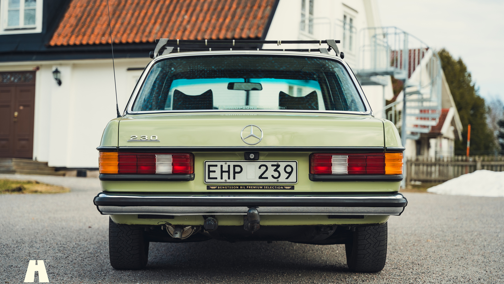 Aussenfoto 1979 Mercedes Benz 230
