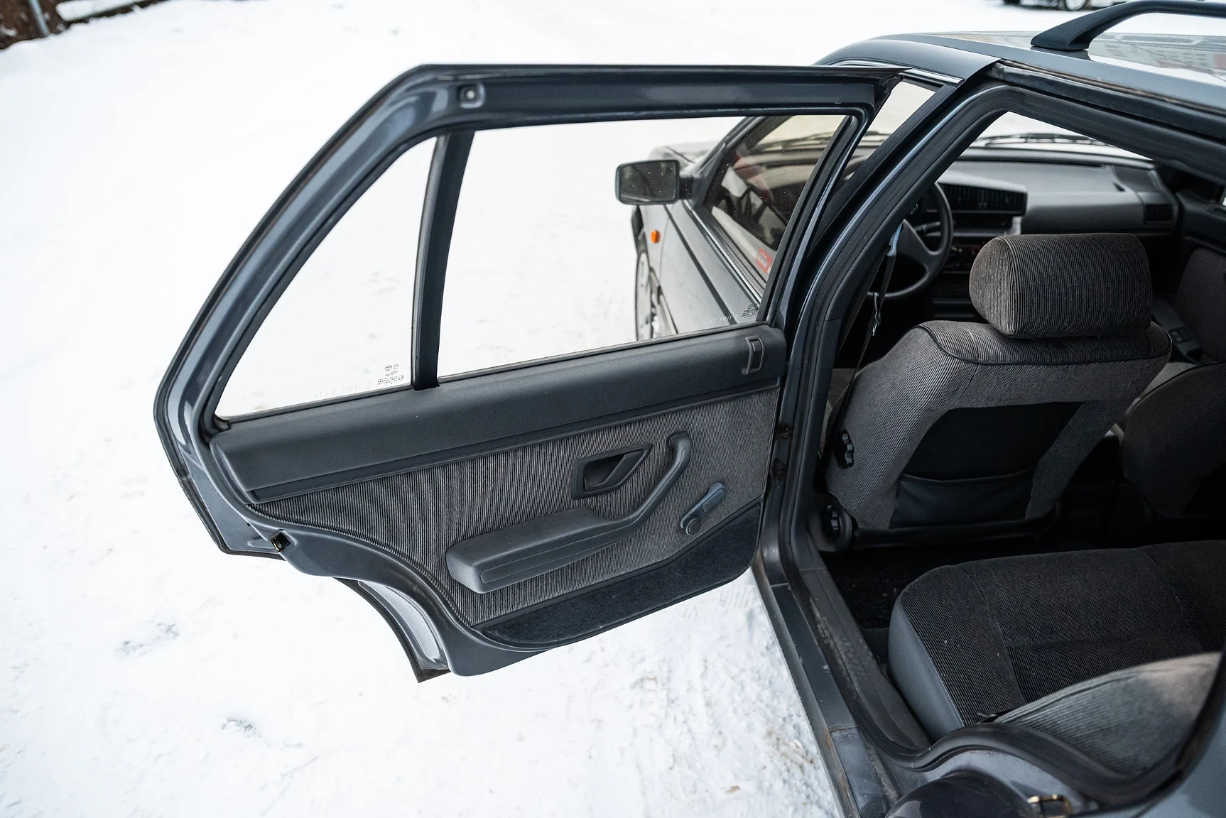 Interior image of 1991 Peugeot 405 Break SRI (21)