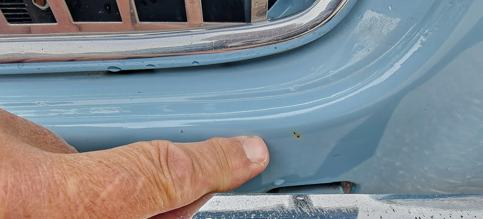 Exteriörbild på 1958 Ford Anglia (74)