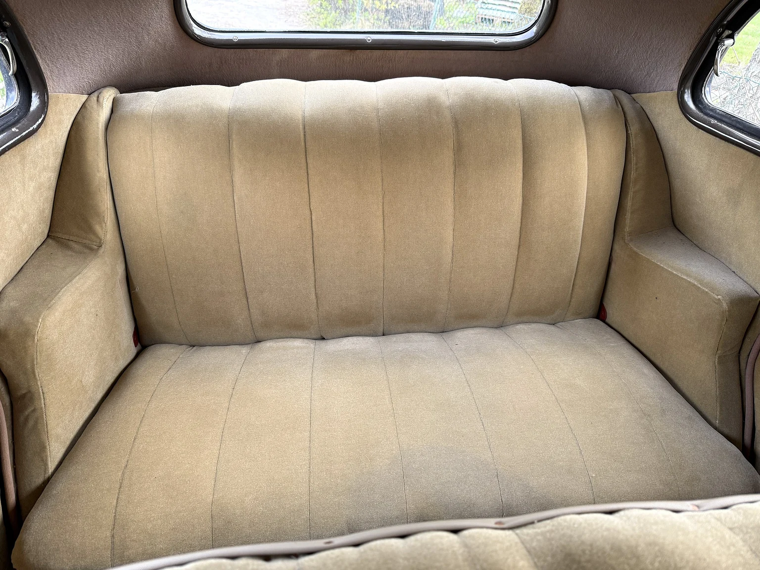 Interiörbild 1936 Ford 214A Fordor (46)