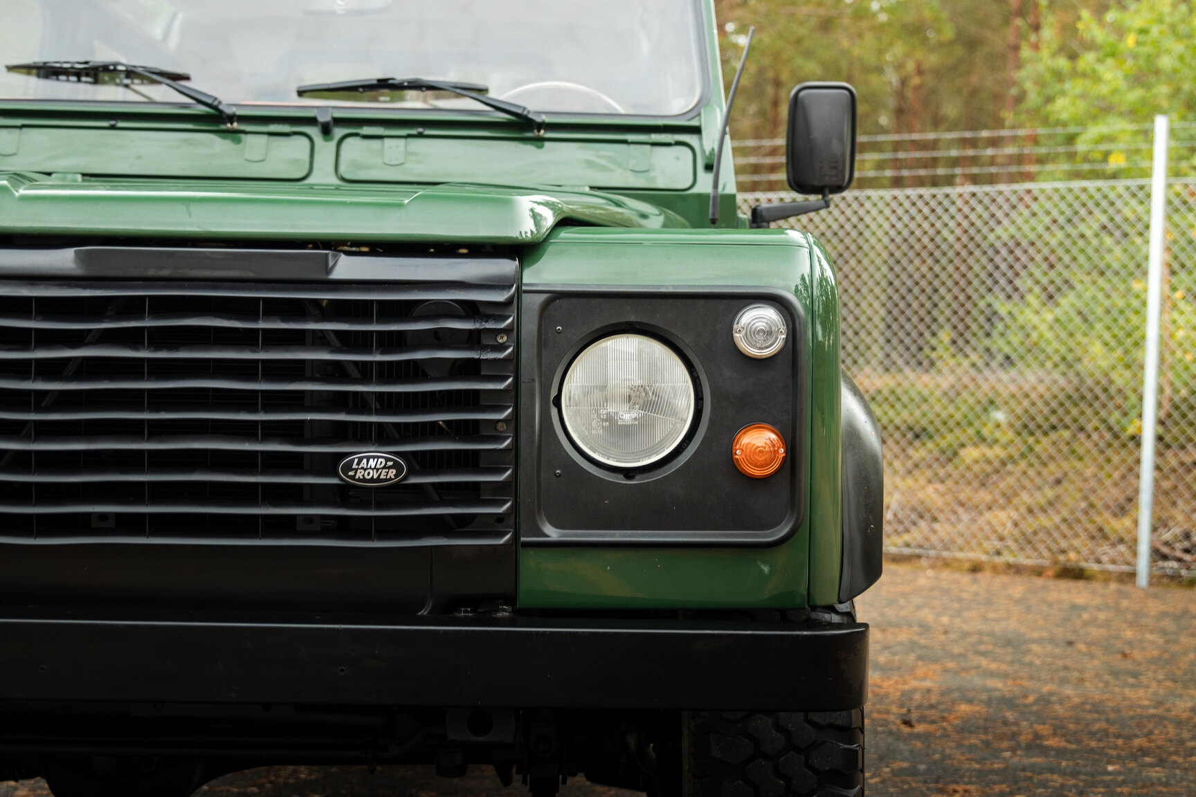 Aussenfoto 1996 Land Rover Defender 90 300TDi (35)