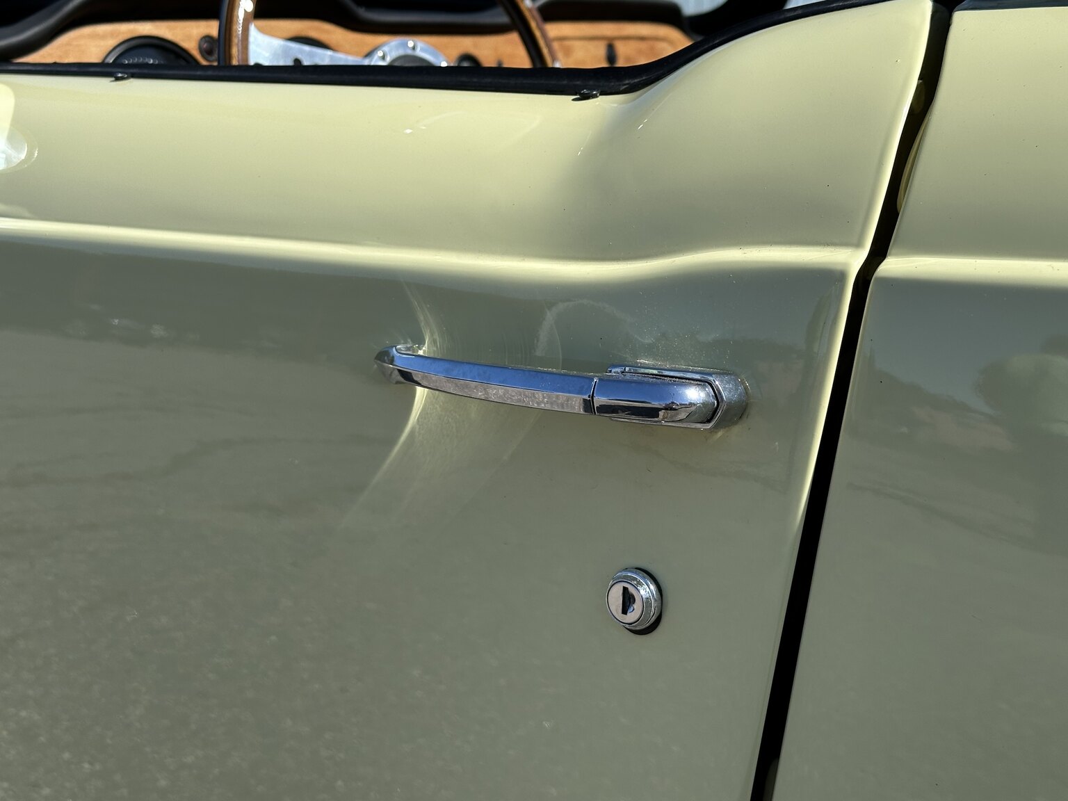 Exteriörbild på 1971 Triumph TR6