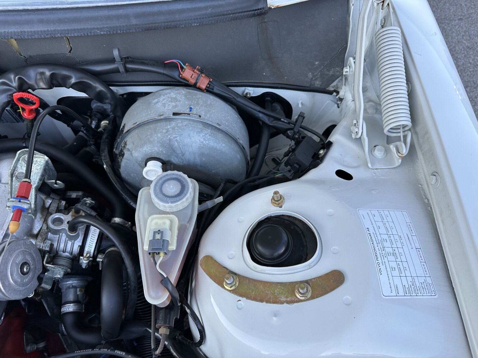 1991 Volvo 240 GLT, Mekanik