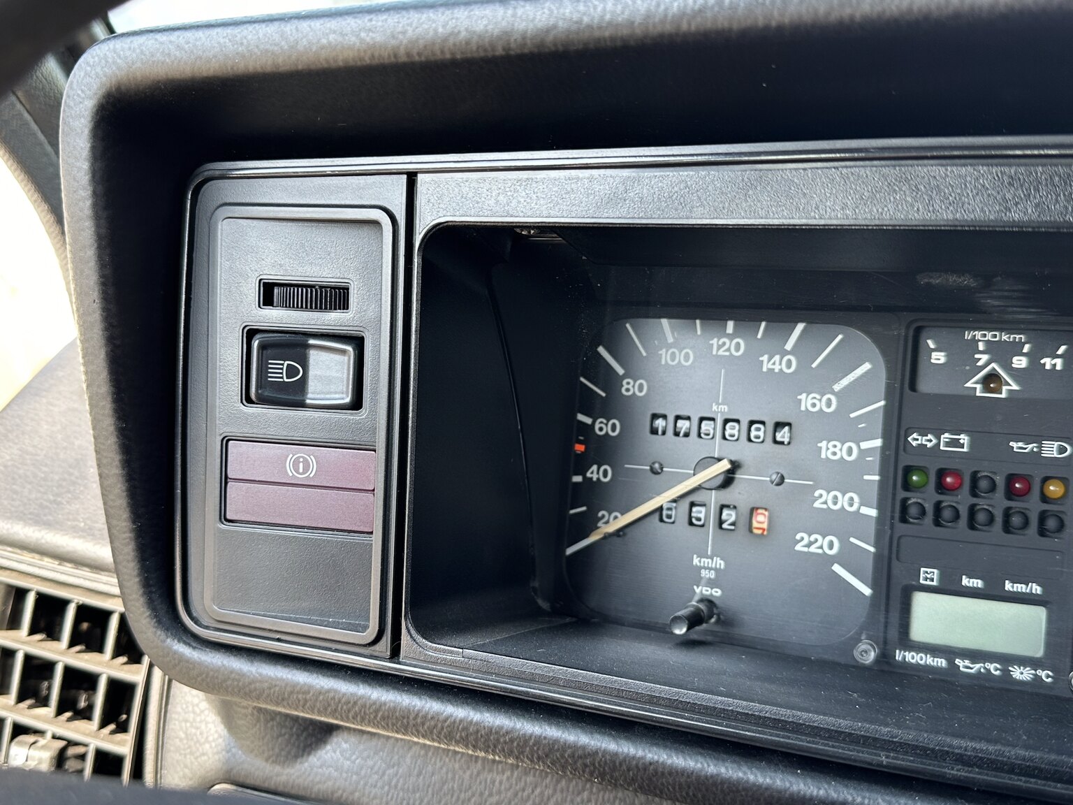 Interiörbild 1983 Volkswagen Golf GTI