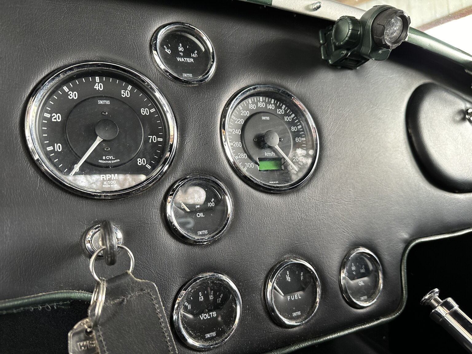 Interiörbild 2008 AC Cobra replica