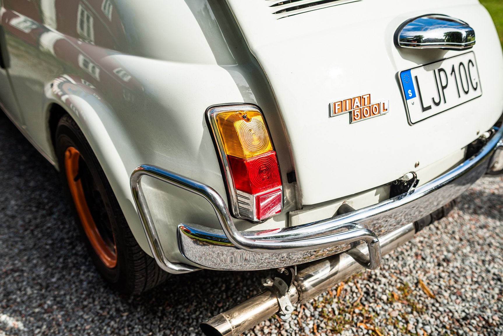 Exterior image of 1971 FIAT 500 "Superiore"