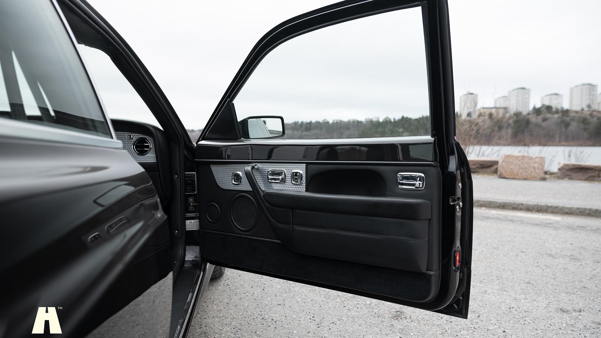 Interiörbild 1997 Bentley Continental T (5)