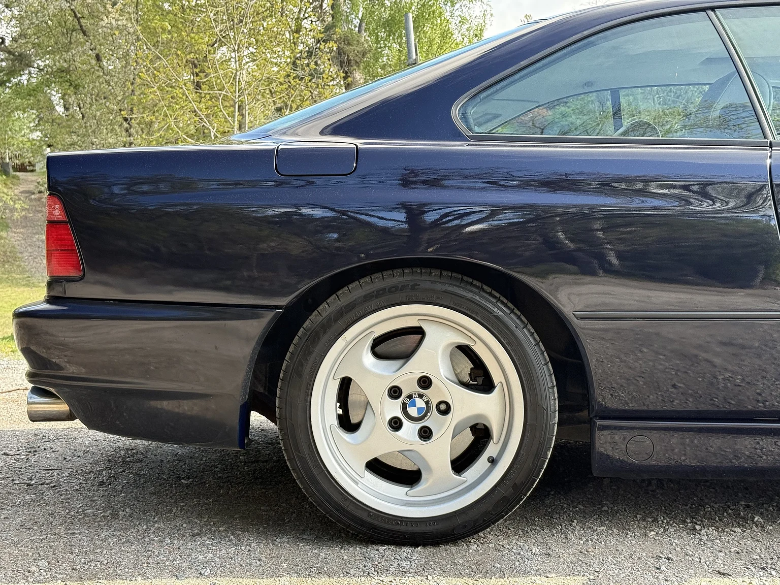 Exteriörbild på 1994 BMW 840Ci (36)