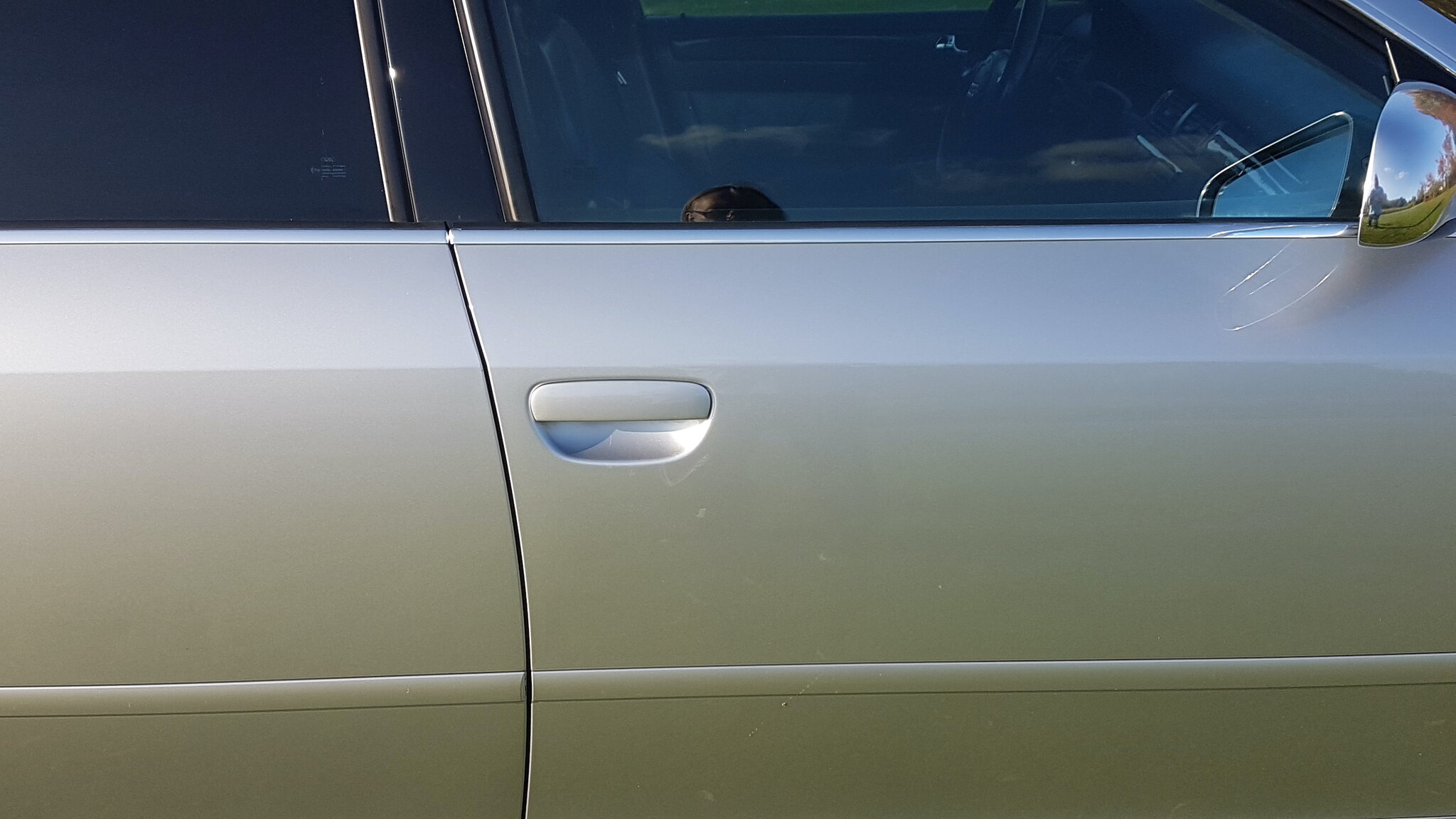 Exteriörbild på 2000 Audi S6 Avant