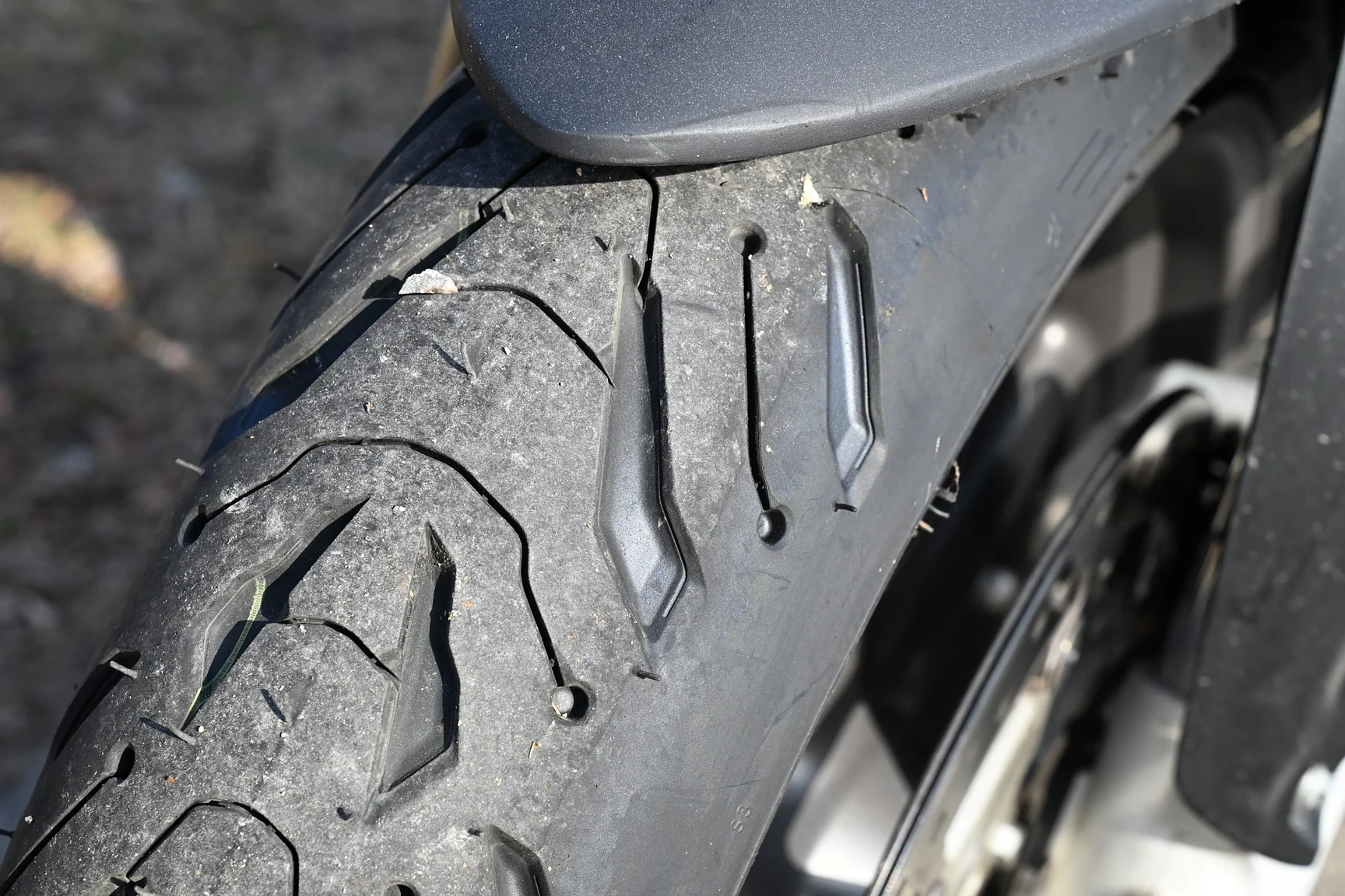 Exteriörbild på 2005 KTM 990 Super Duke (19)