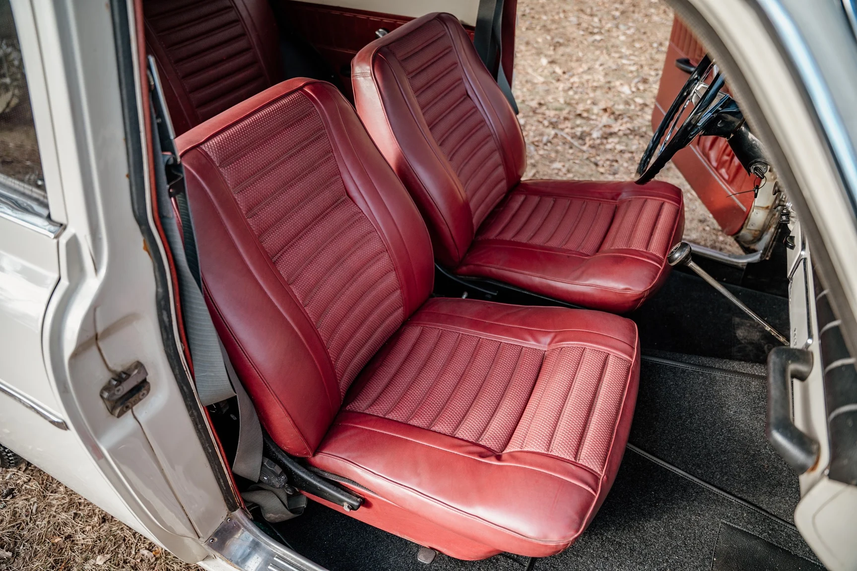 Interior image of 1966 Volvo Amazon kombi (7)