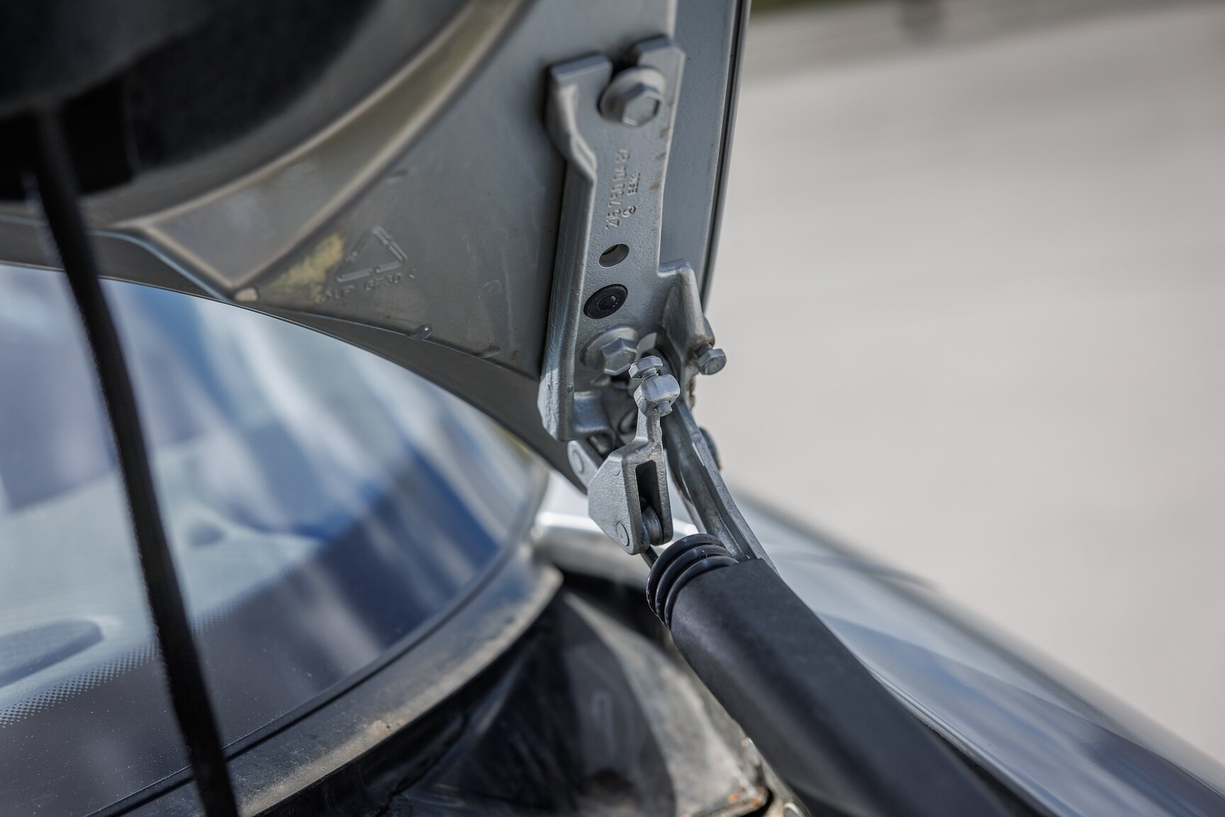 Interior image of 2000 Mercedes-Benz CL600