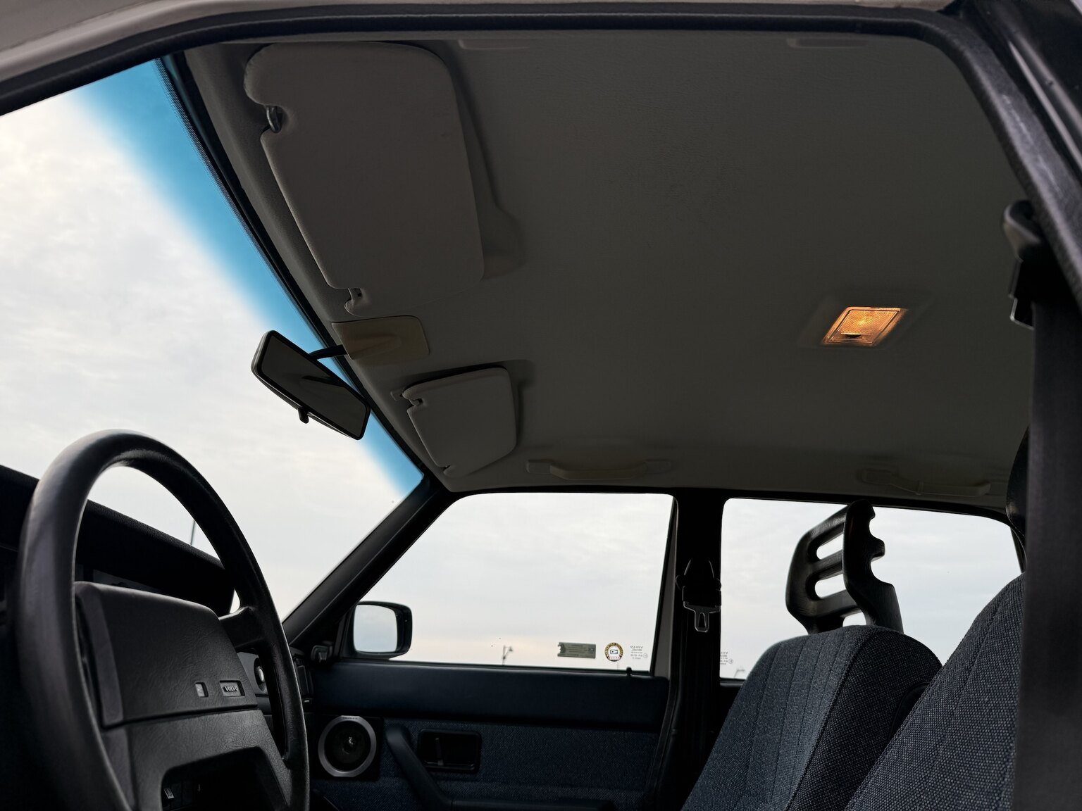 Interior image of 1991 Volvo 240 GL Automat (15)