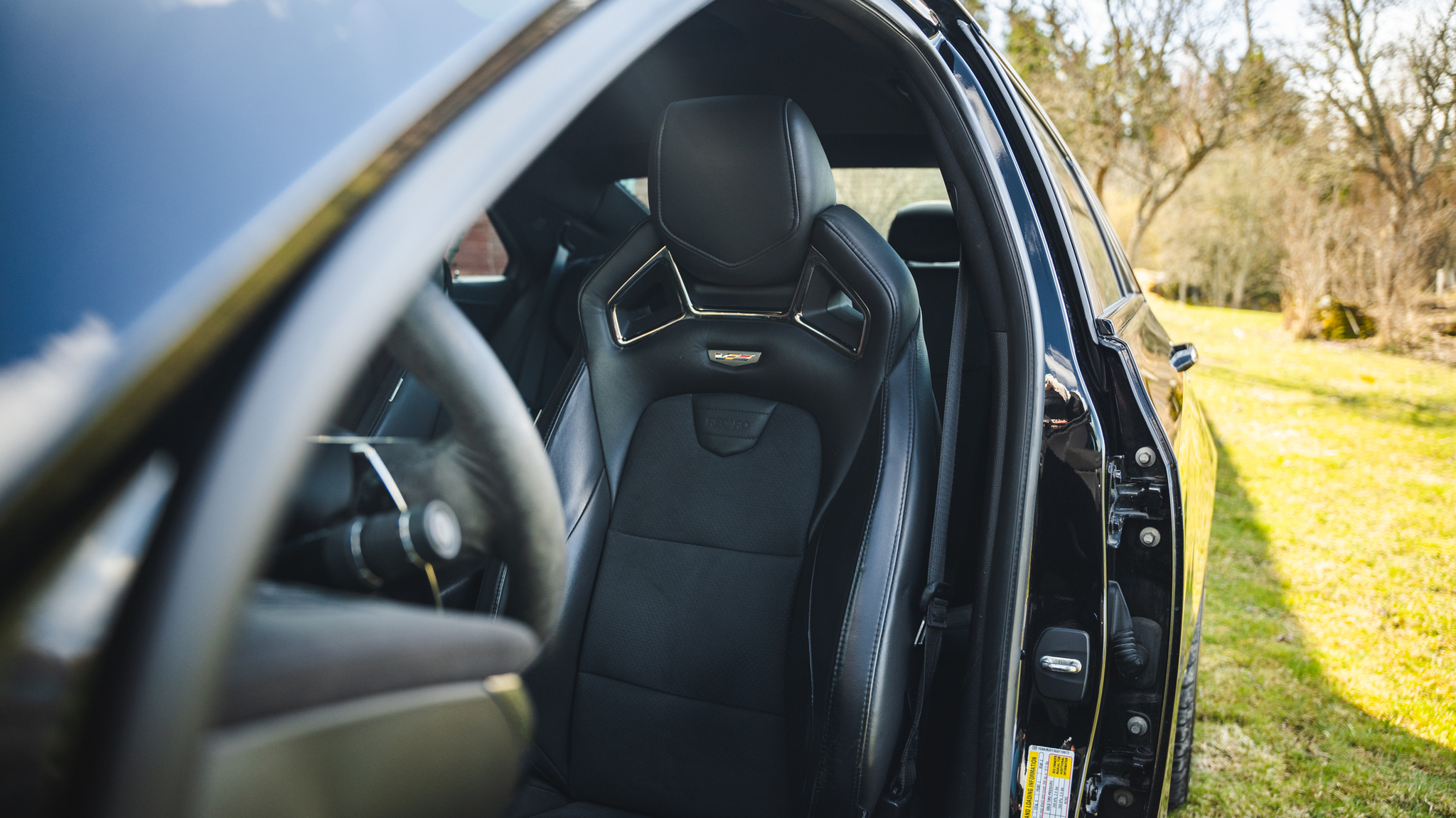 Interior image of 2016 Cadillac ATS-V (7)