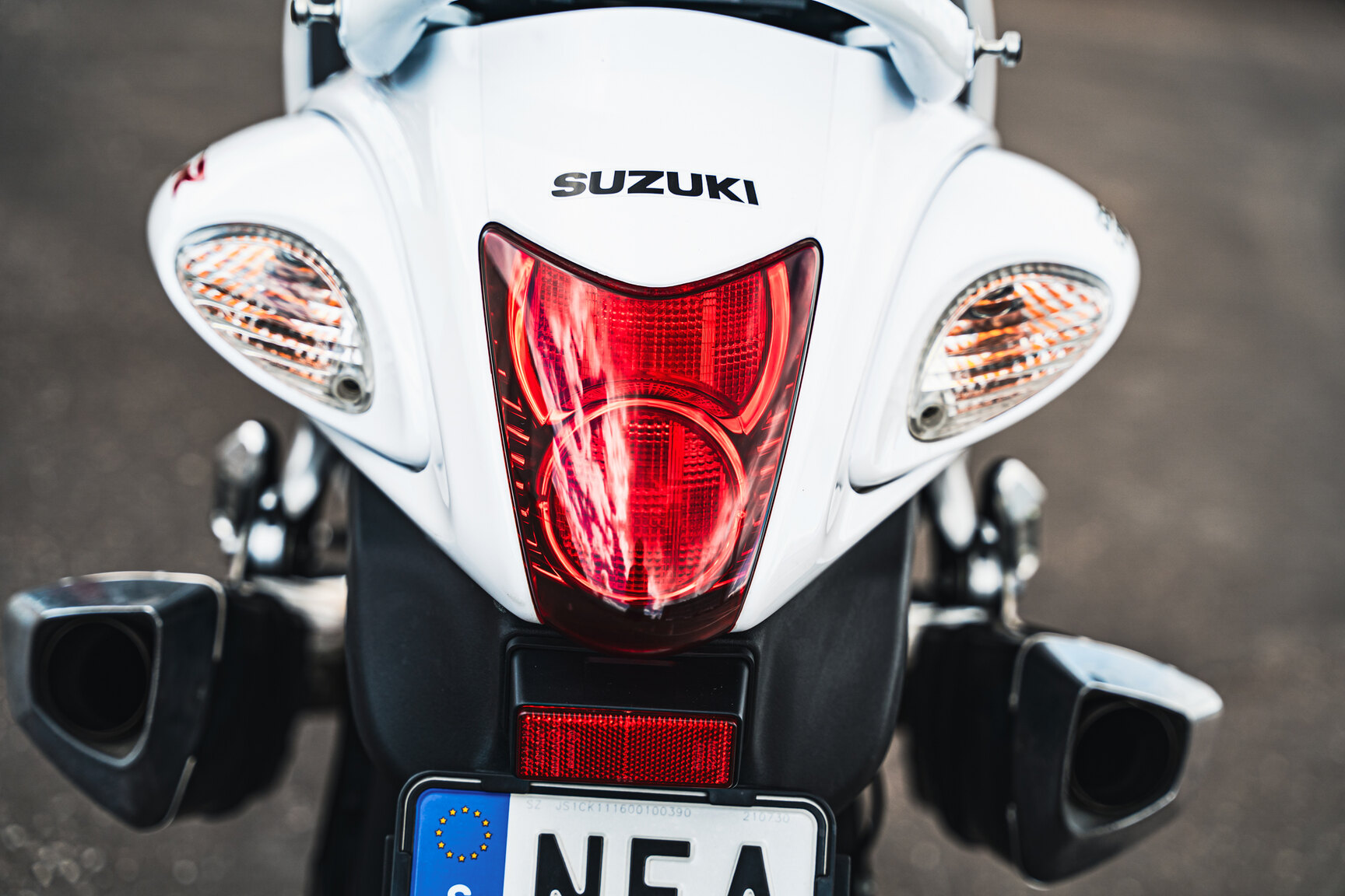 Exteriörbild på 2013 Suzuki GSX1300R Hayabusa