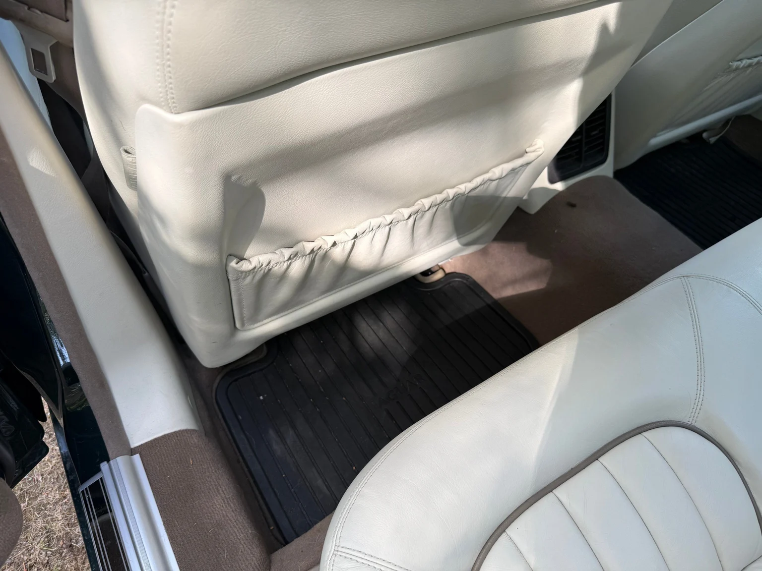 Innenraumfoto von 2001 Jaguar XJ Sovereign 4.0 V8 (59)