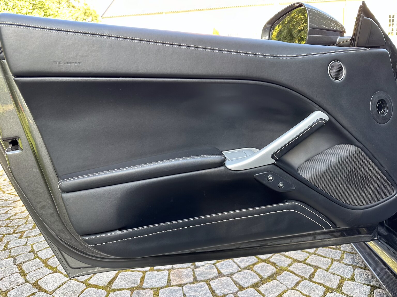 Interior image of 2013 Ferrari F12 Berlinetta