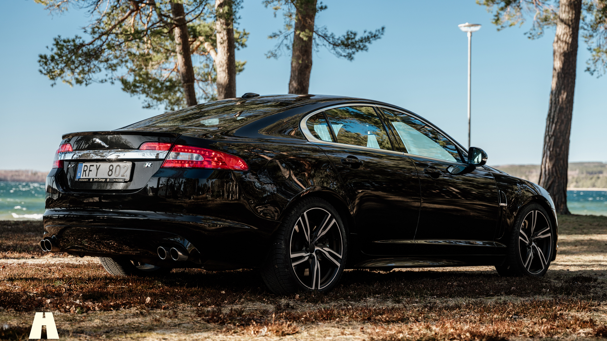 Exterior image of 2010 Jaguar XFR (5)