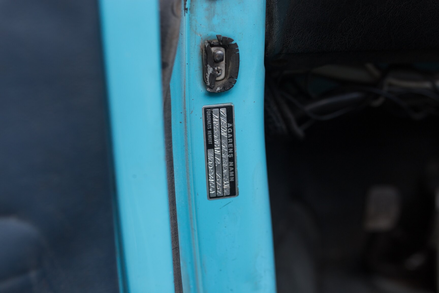 Interior image of 1974 VW 1303 LS CAB (32)