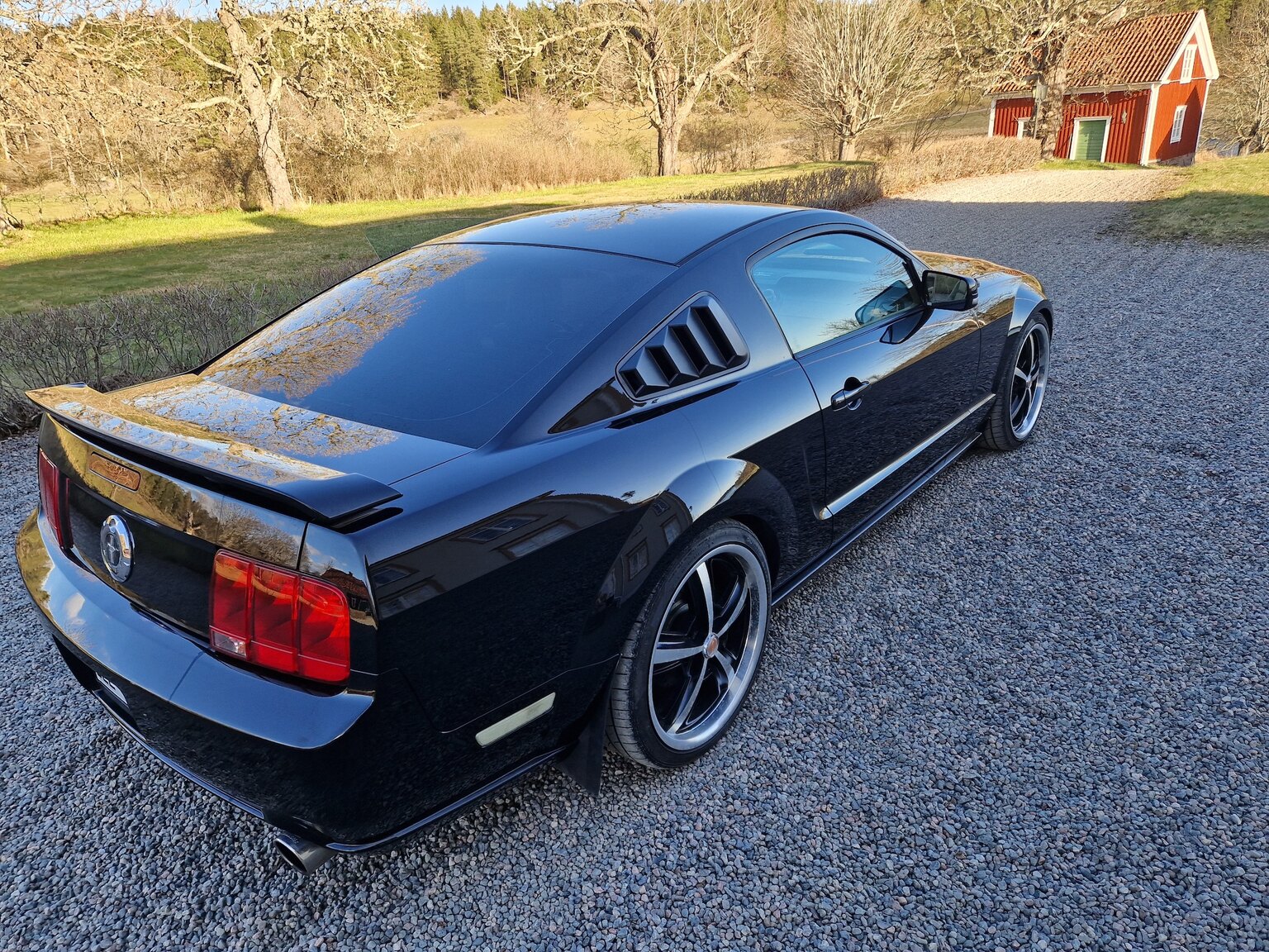 Exteriörbild på 2007 Ford Mustang V6 