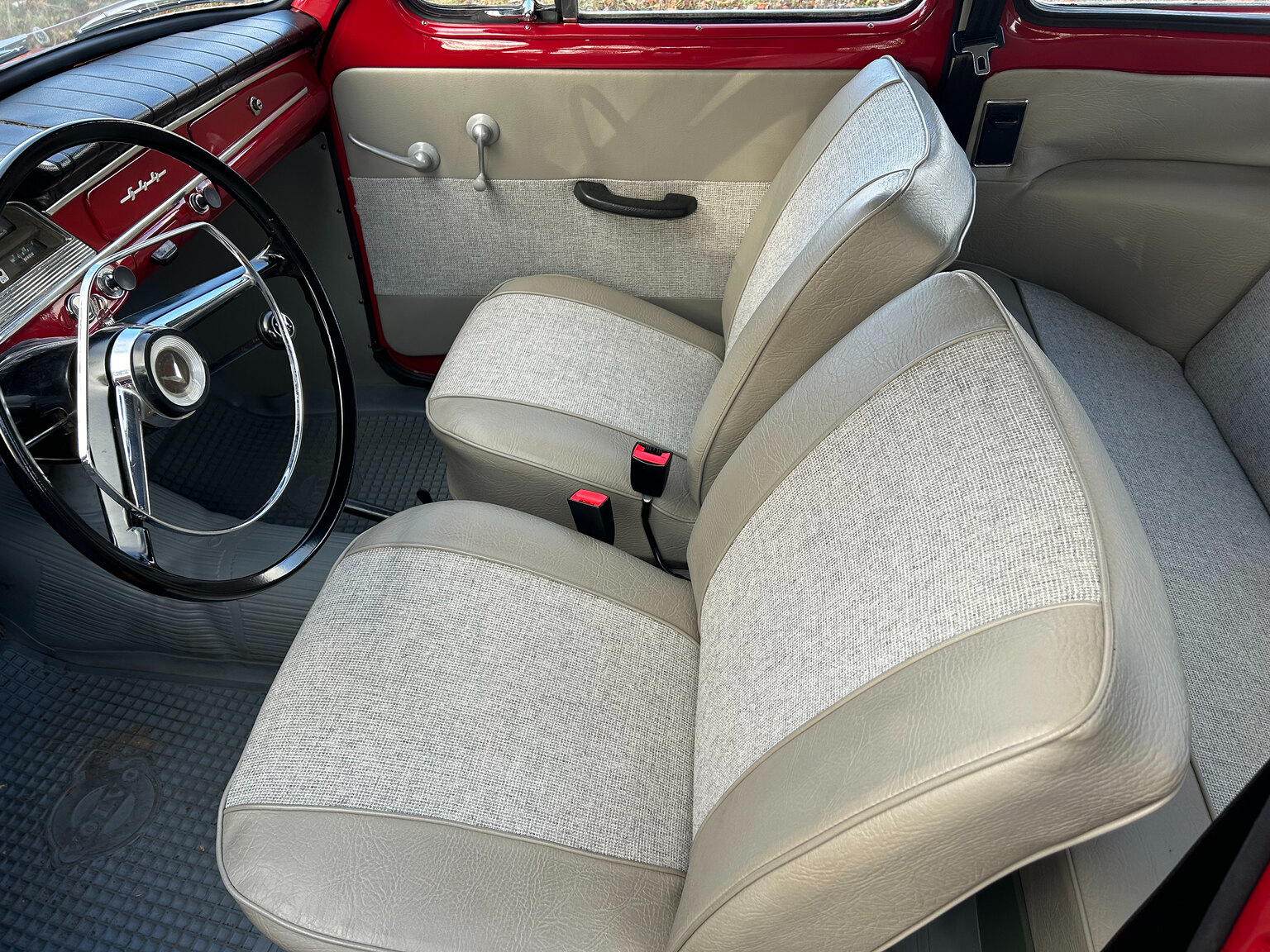 Innenraumfoto von 1960 Volvo PV 544A Sport
