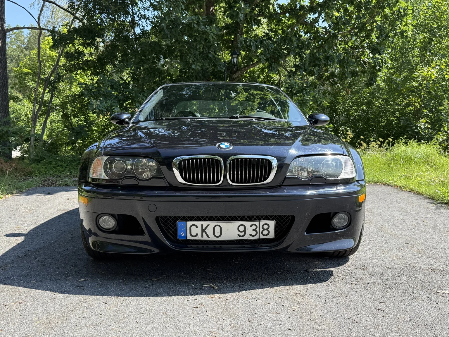 Exterior image of 2004 BMW M3 Coupé (8)