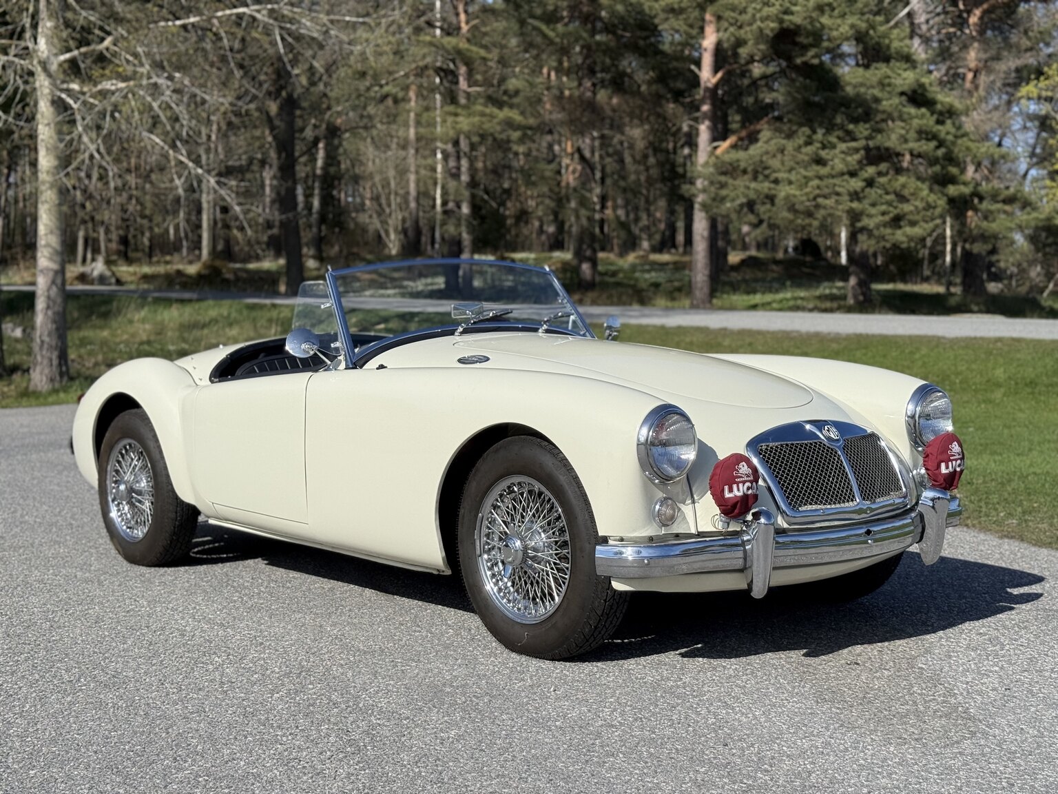 Exteriörbild på 1959 MG MGA 1500