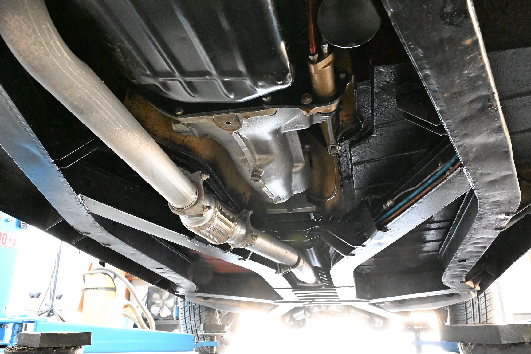 Image of 1971 Triumph TR6 mechanics