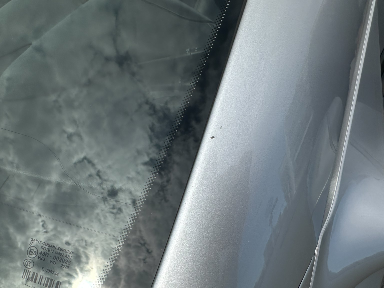 Exterior image of 2002 Mercedes SL 55 AMG