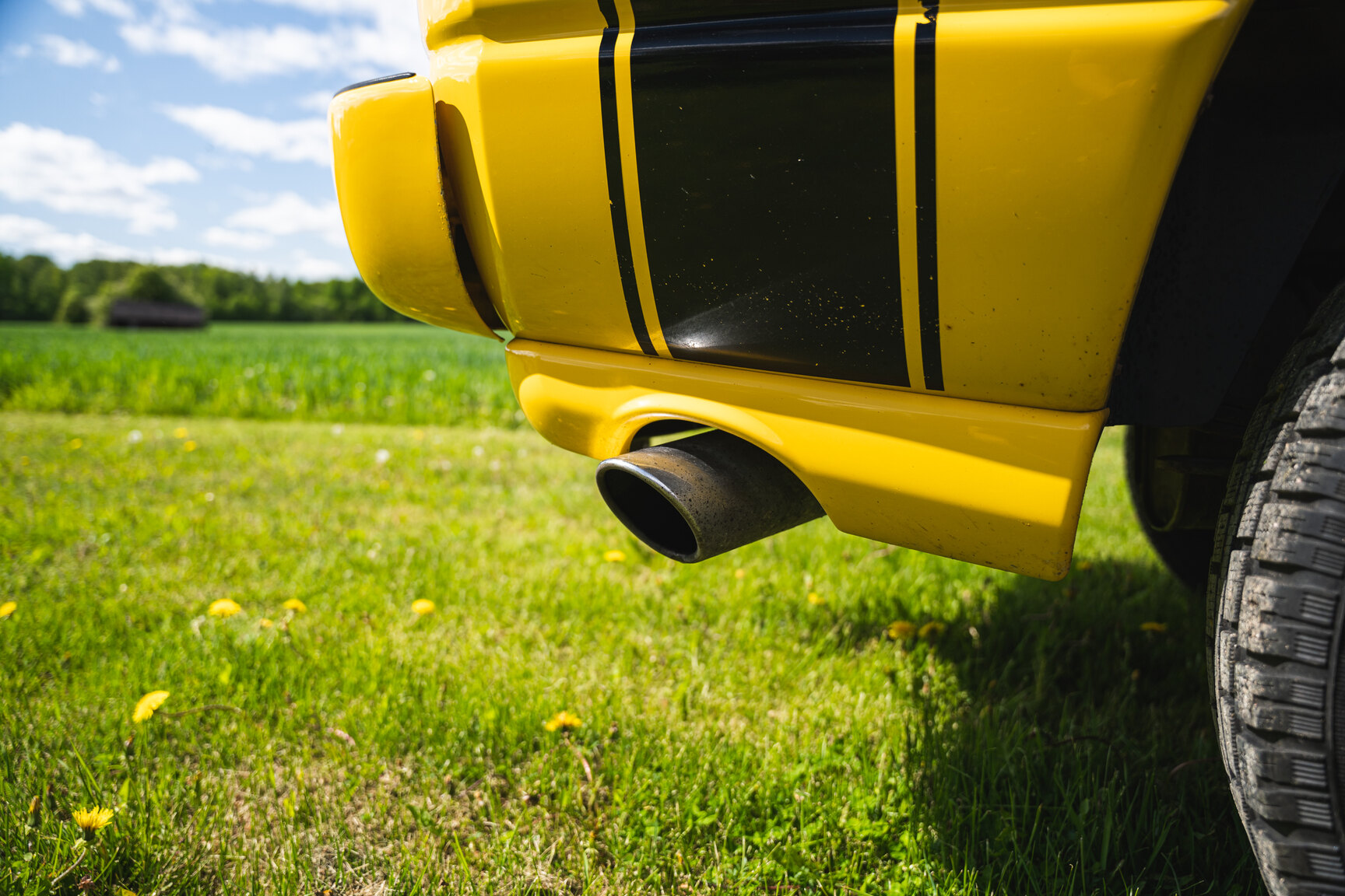 Exteriörbild på 2005 Dodge Ram 1500 Bumble Bee
