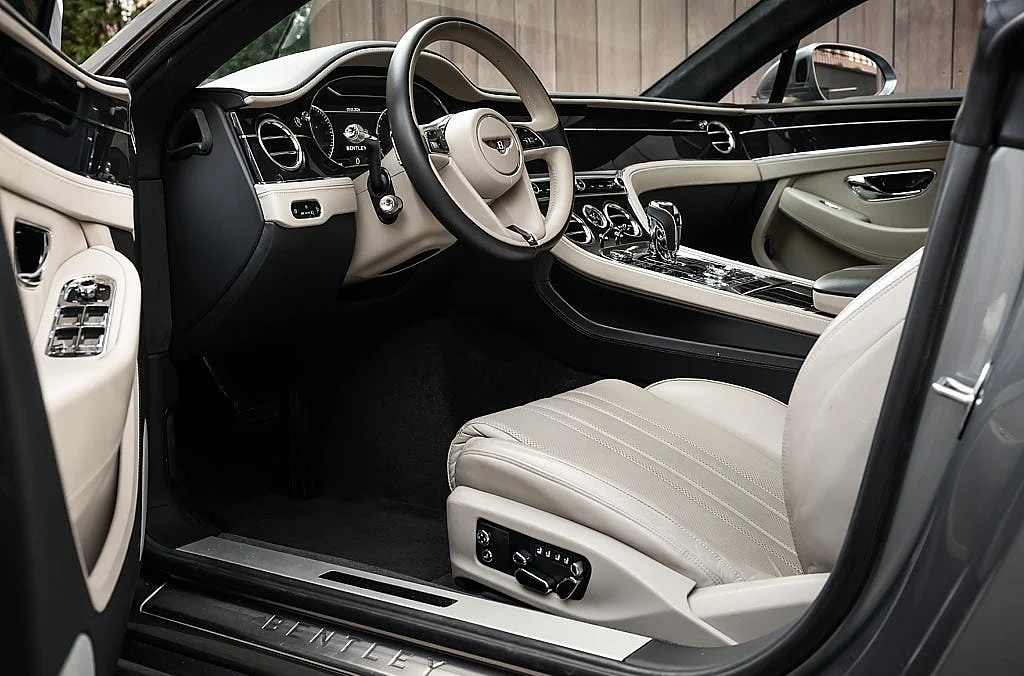 Bild von 2019 Bentley Continental (14)