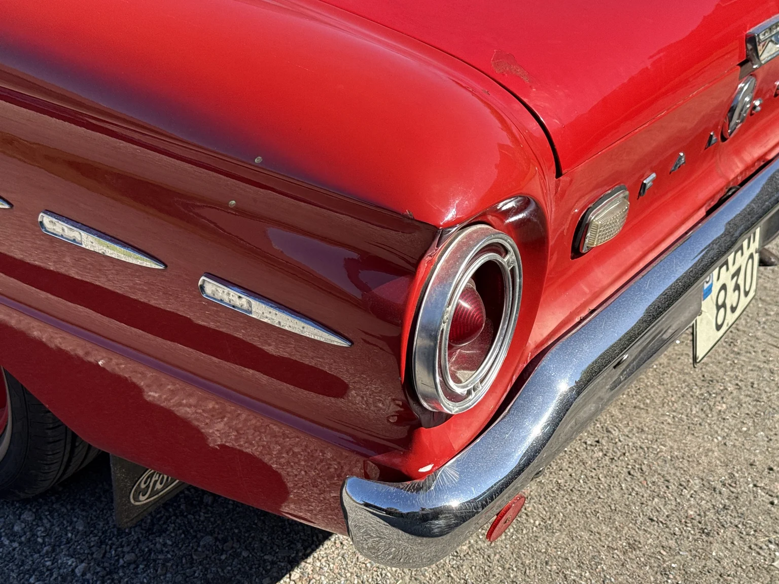 Aussenfoto 1961 Ford Falcon Tudor Sedan (31)