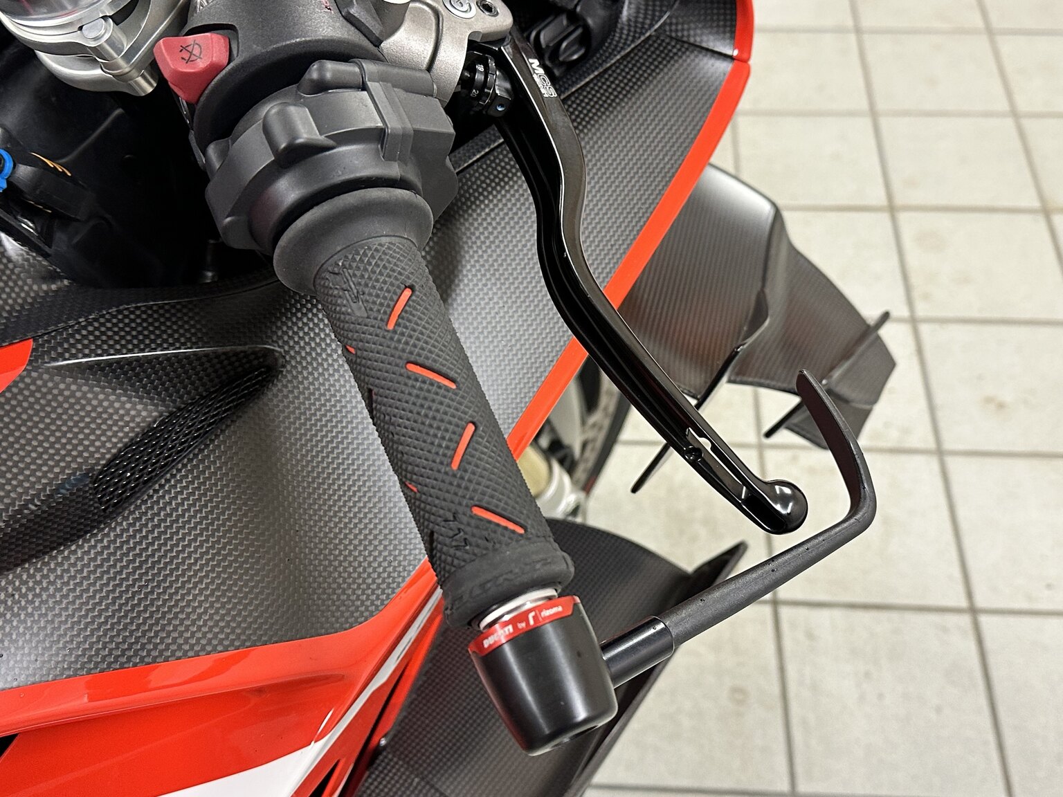 Aussenfoto 2021 Ducati Superleggera V4 23/500