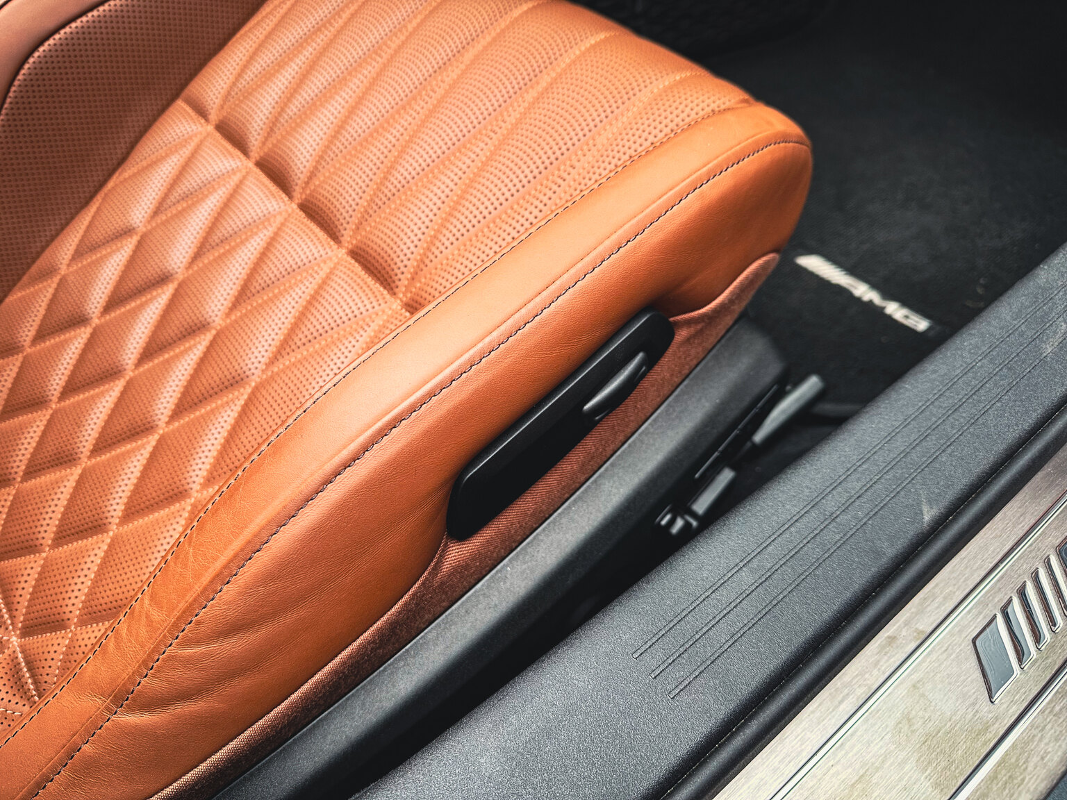 Interiörbild 2018 Mercedes Benz AMG GT C