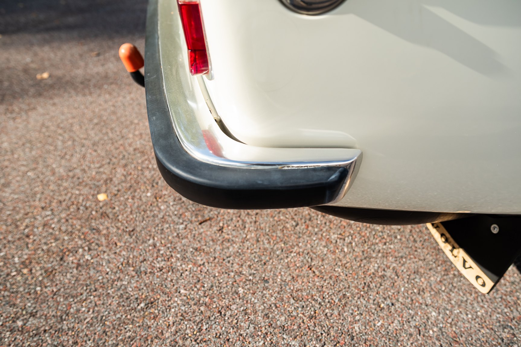 Exterior image of 1967 Volvo 144 1.8 